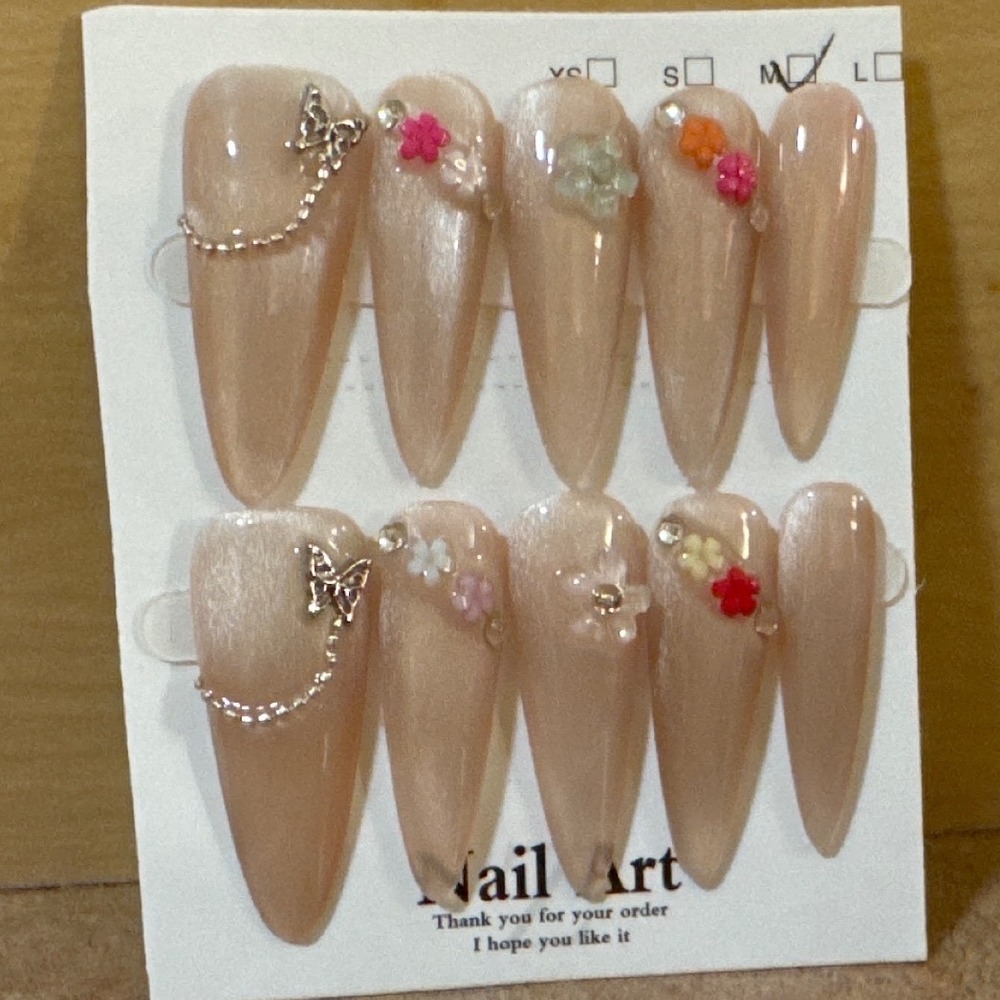 Nude Cat Eye Press On Nails Med Stiletto Butterfly Flower 3D Charms Set Size M - Picture 1 of 1